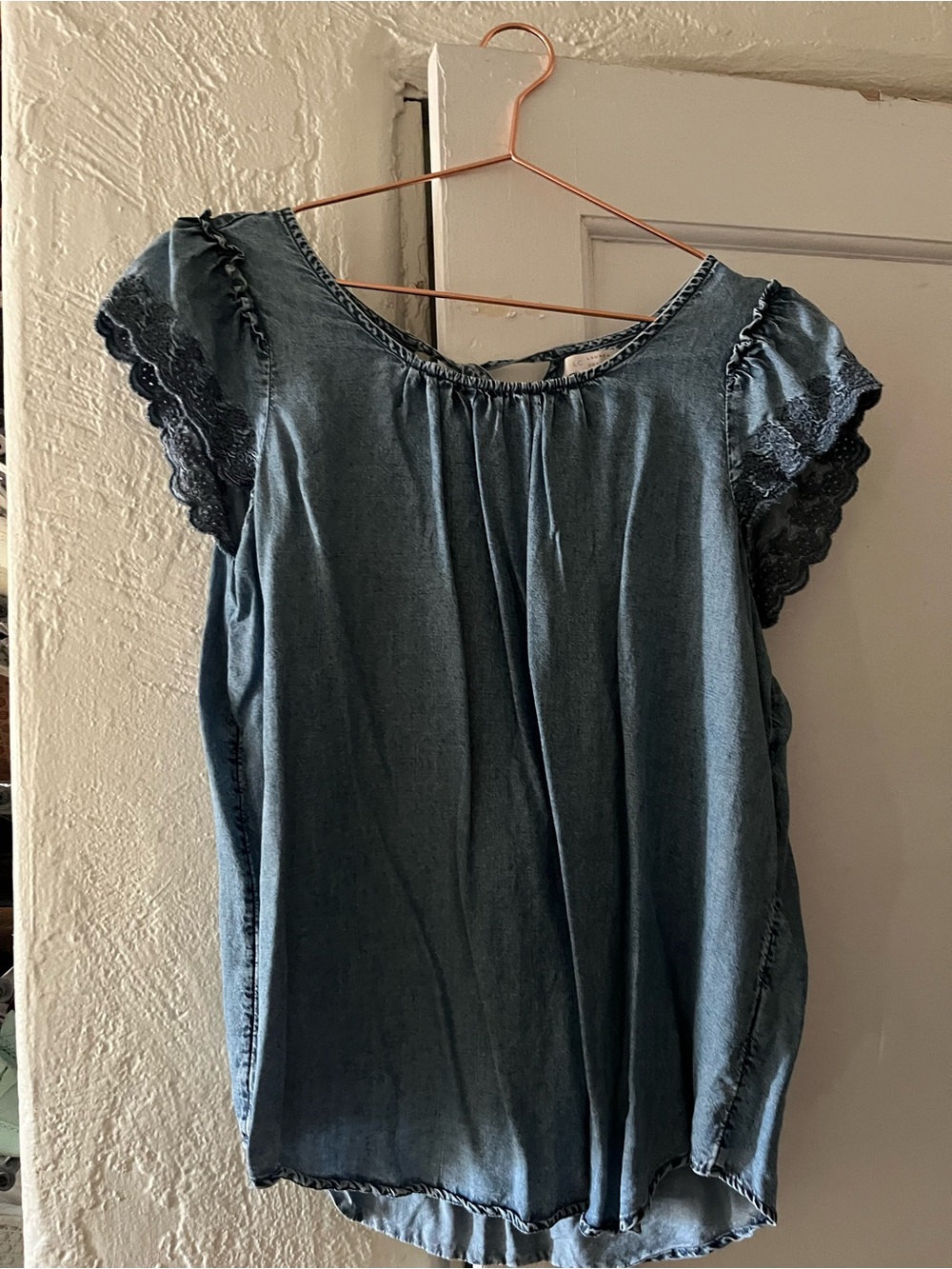 LC Lauren Conrad Denim-Blue Lace Cap-Sleeve Blouse